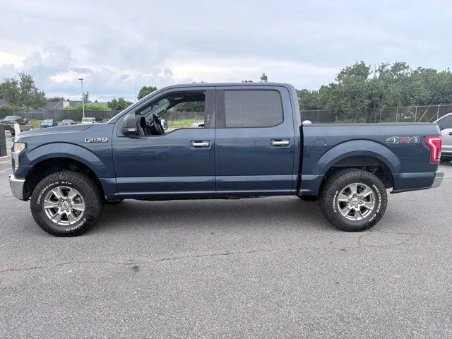 Used 2015 Blue Ford XLT image 6