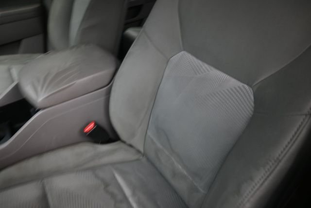 Used 2012  Honda LX image 17