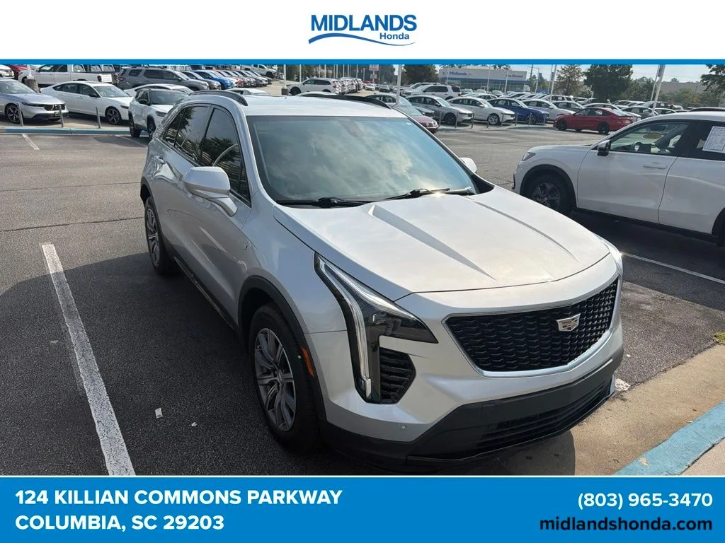 Used 2019 Radiant Silver Metallic Cadillac Sport image 2