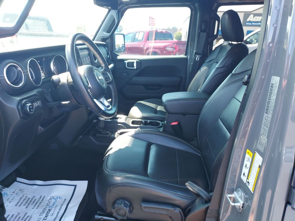 Used 2020 Gray Jeep Overland image 13