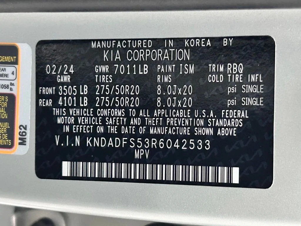 Used 2024 White Kia Land image 26