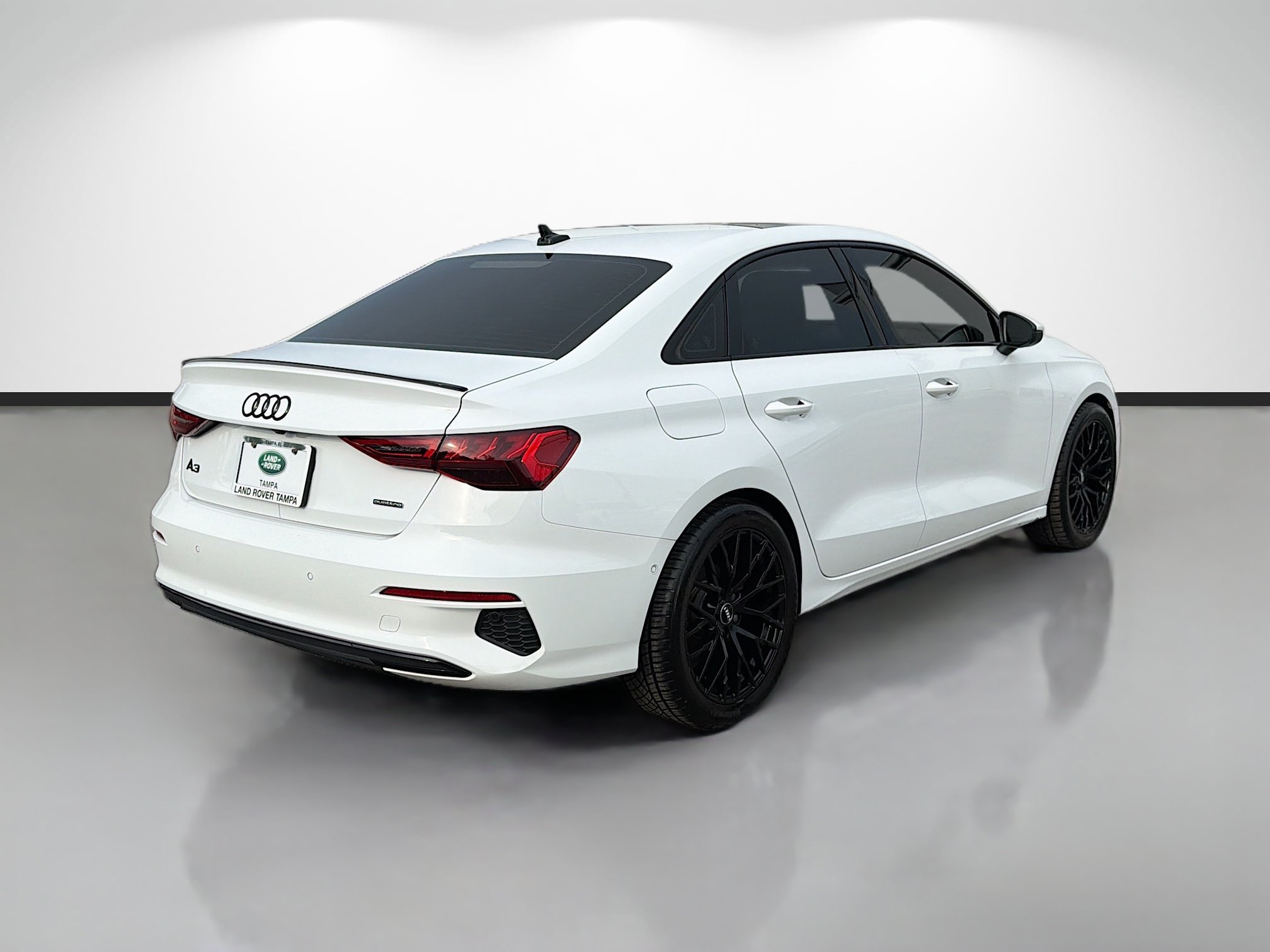 Used 2024 Ibis White Audi Premium Plus image 5