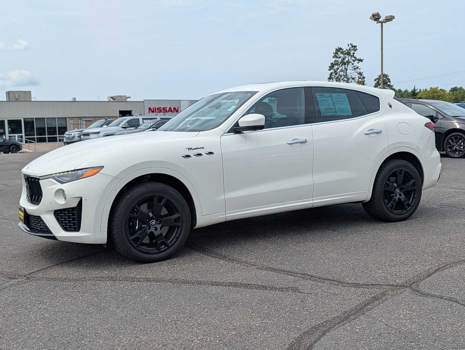 Used 2023 Bianco Maserati Modena image 3