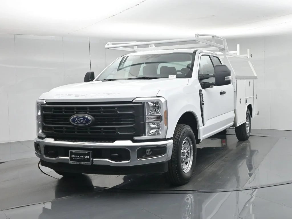 New 2026 Oxford White Ford XL image 60