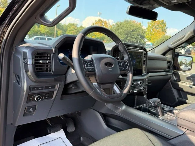Used 2024 Black Ford XLT image 16