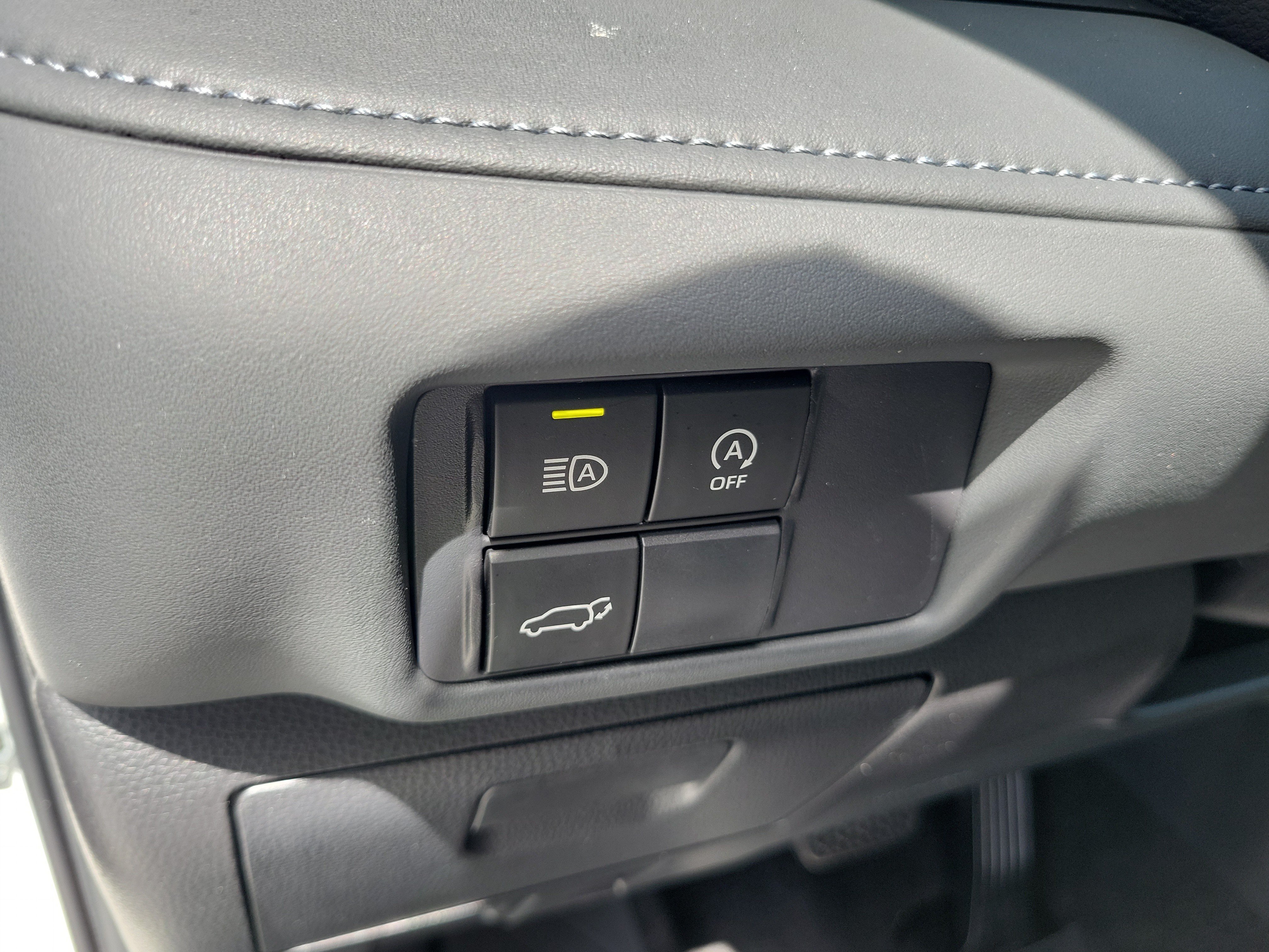 Certified Used 2024 Pearl Toyota LE image 28