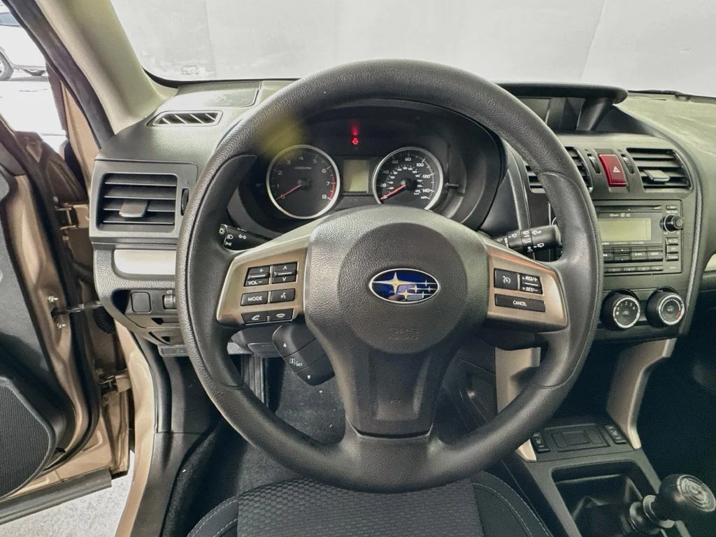 Used 2015 Brown Subaru 2.5i Premium image 11