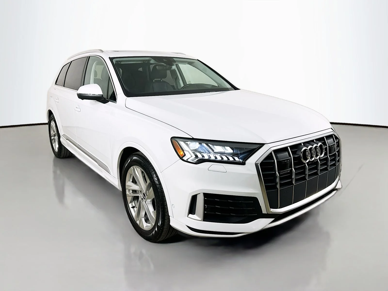 Used 2021 White Audi  image 3