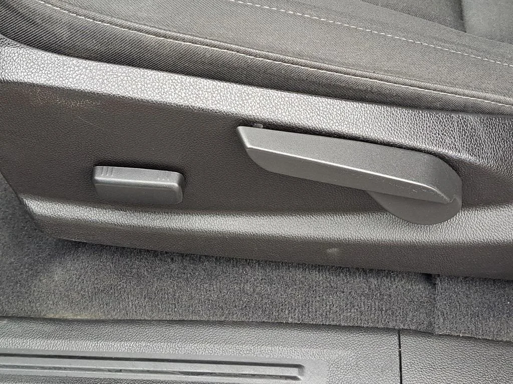 2019 GMC Canyon SLE - Photo 6