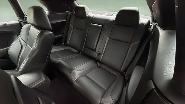 Used 2020 Red Dodge SXT image 19