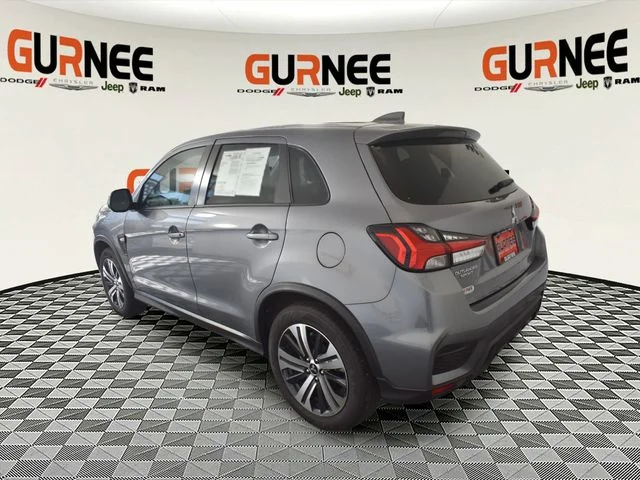 Used 2025 Gray Mitsubishi 2.0 ES image 3