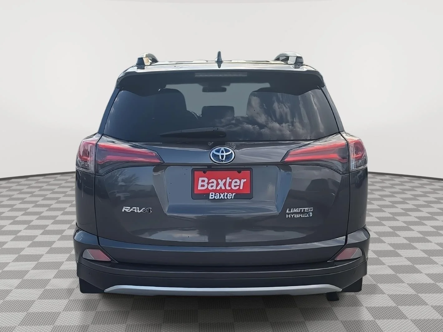 Used 2018 Magnetic Gray Metallic Toyota Limited image 6