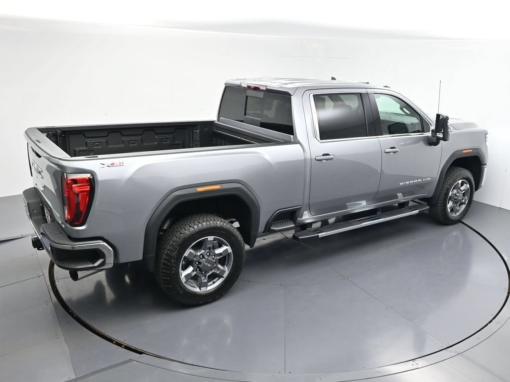 2026 GMC Sierra 3500HD SLE - Photo 7