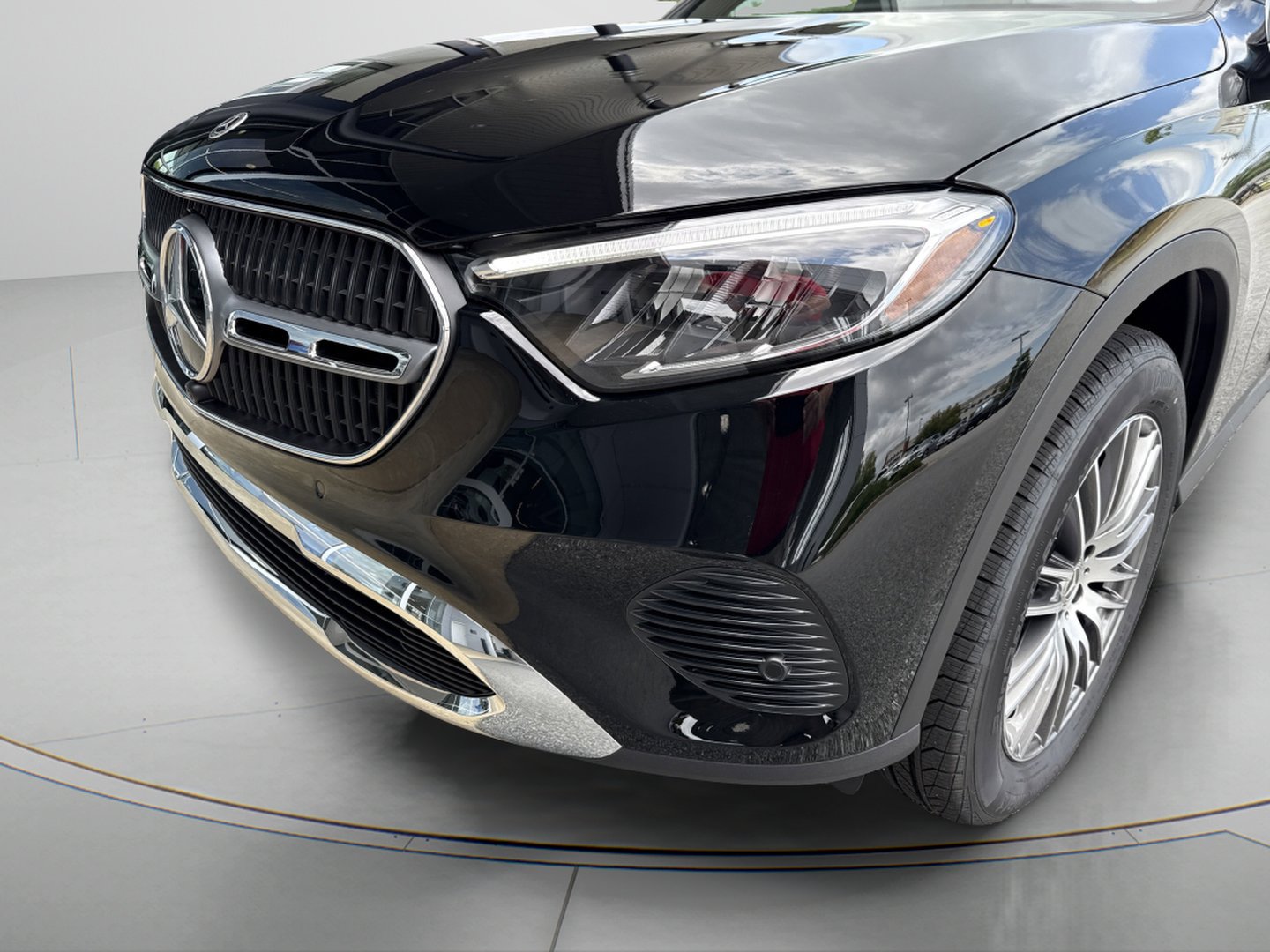 2026 Mercedes-Benz GLC Base - Photo 8