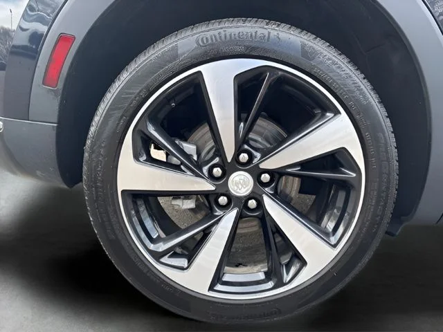 Used 2021 Blue Buick Essence image 38
