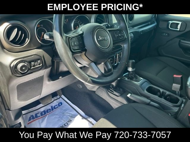 Used 2018 Granite Crystal Clearcoat Metallic Jeep Unlimited Sport S image 16