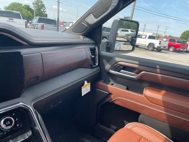 New 2026 Glacier White Tricoat GMC Denali Ultimate image 13