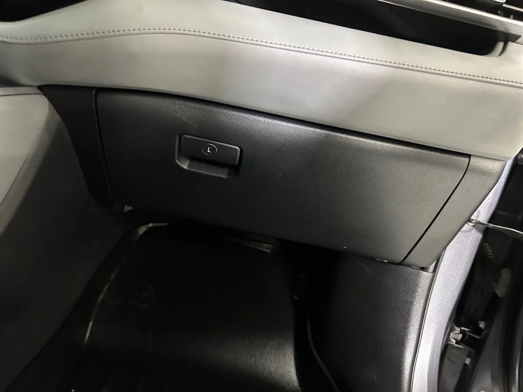 Used 2022 Gray Toyota LE image 24