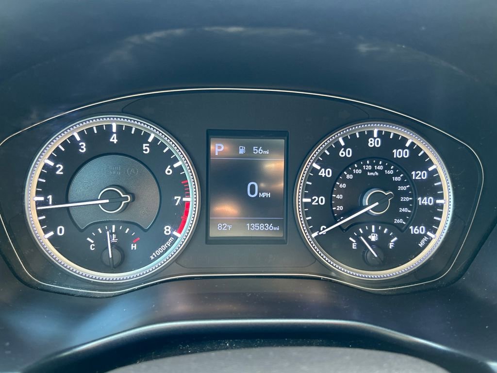 Used 2019 Orange Hyundai SE image 26