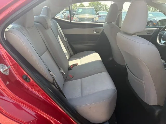 Used 2014 Red Toyota LE image 22