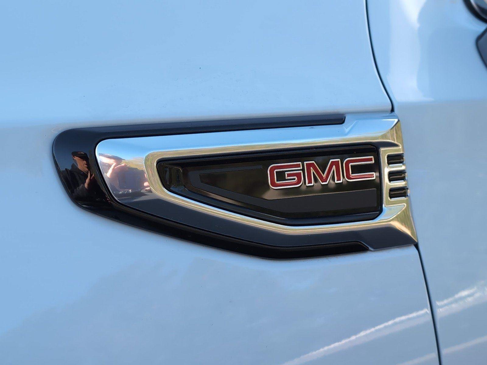 New 2026 Glacier White Tricoat GMC Denali image 10