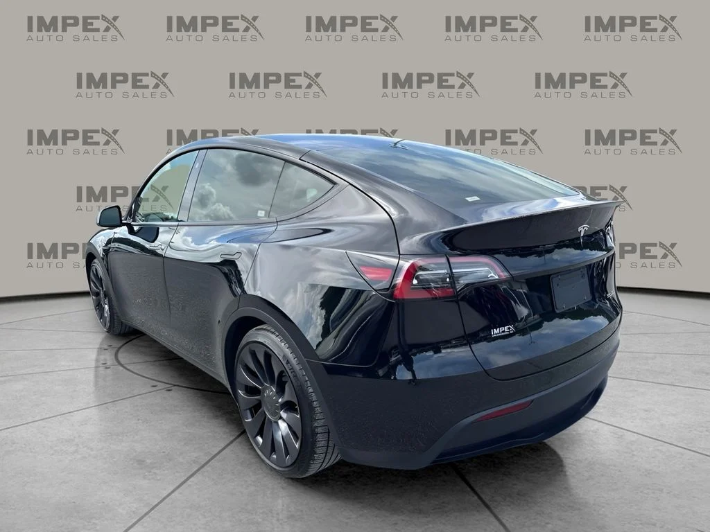 Used 2022 Black Tesla Performance image 2