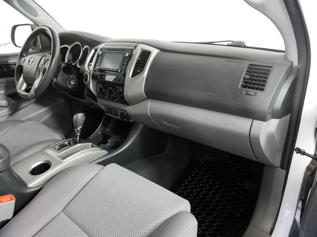 Used 2015 Super White Toyota Double Cab TRD Sport image 16