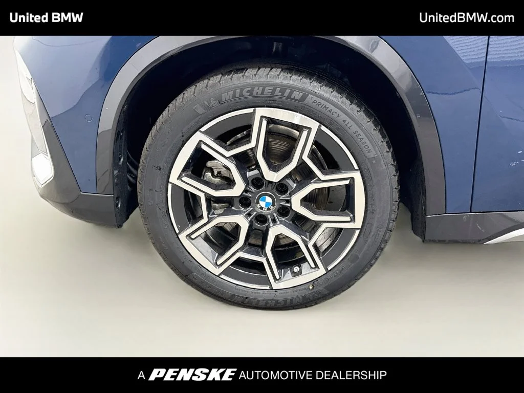 Certified Used 2026 Night Dusk Blue Metallic BMW xDrive28i image 9