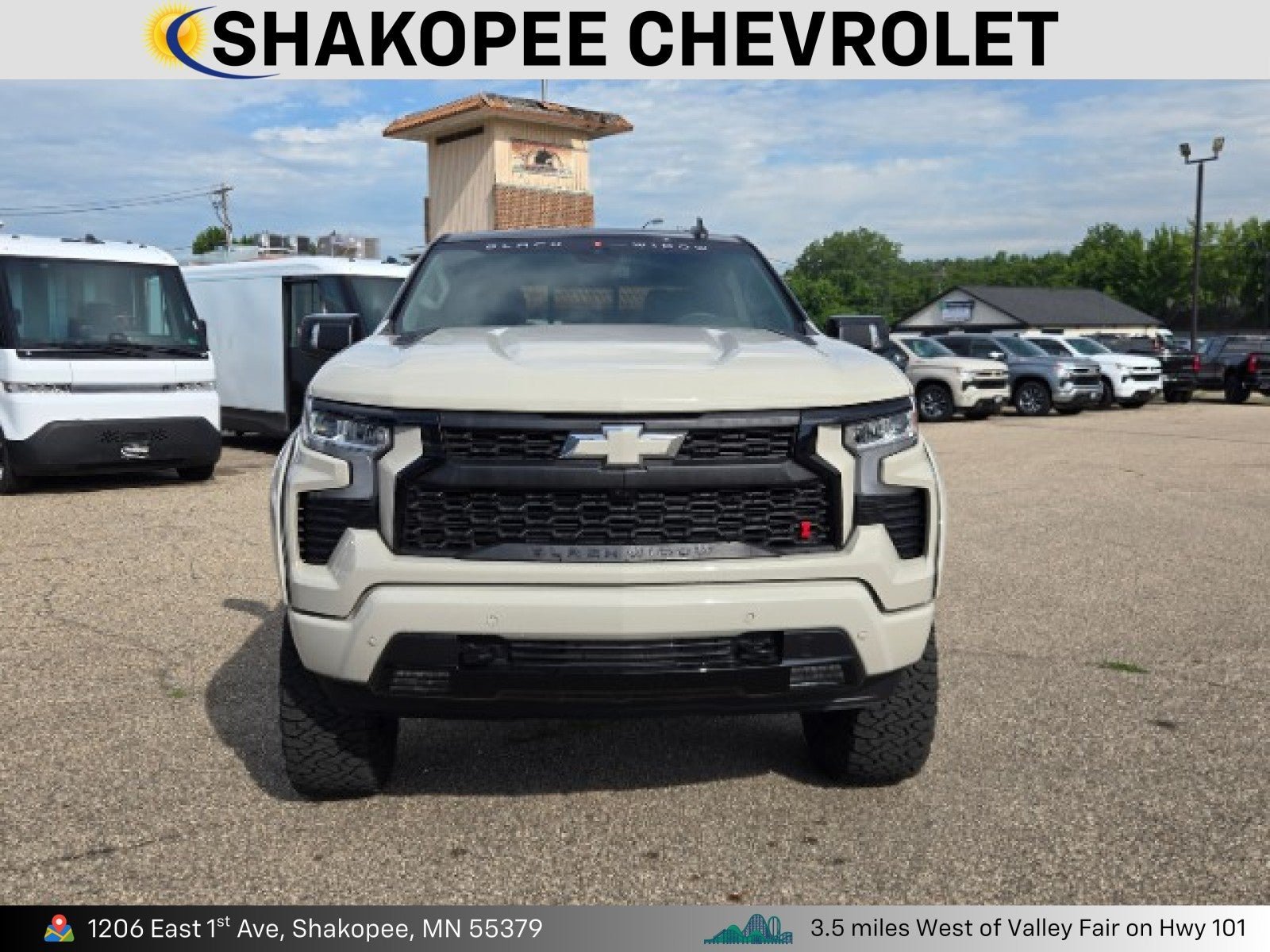New 2026 White Sands Chevrolet RST (Black Widow Edition)  image 25