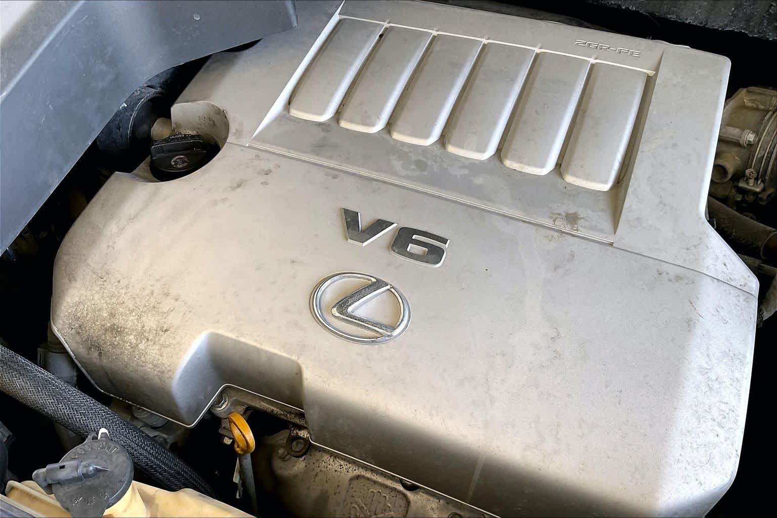 Used 2008 Desert Sage Metallic Lexus  image 28