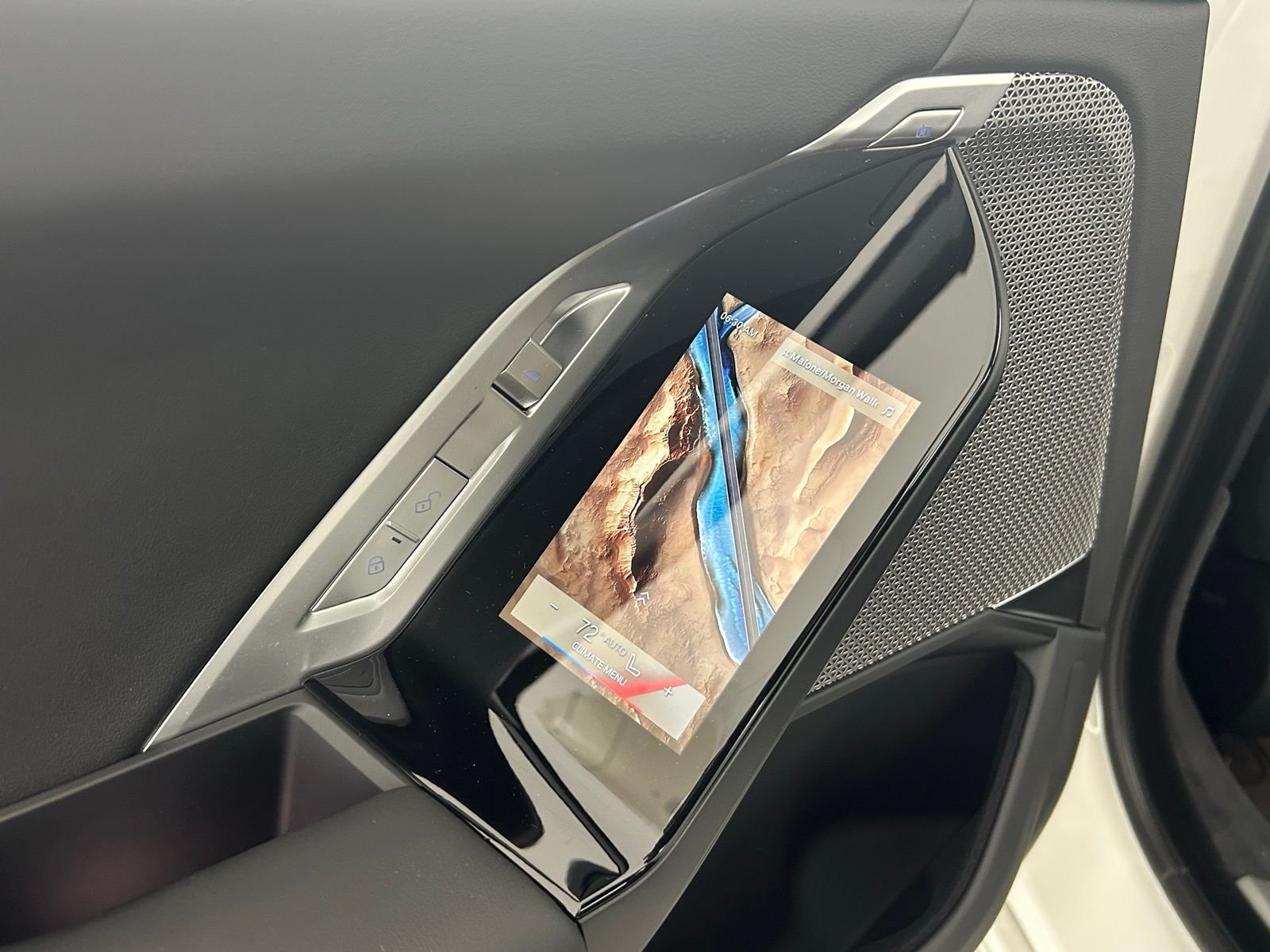 2025 BMW 7 Series 760i - Photo 35