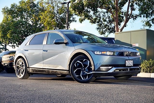 Used 2024 Blue Hyundai SEL image 1