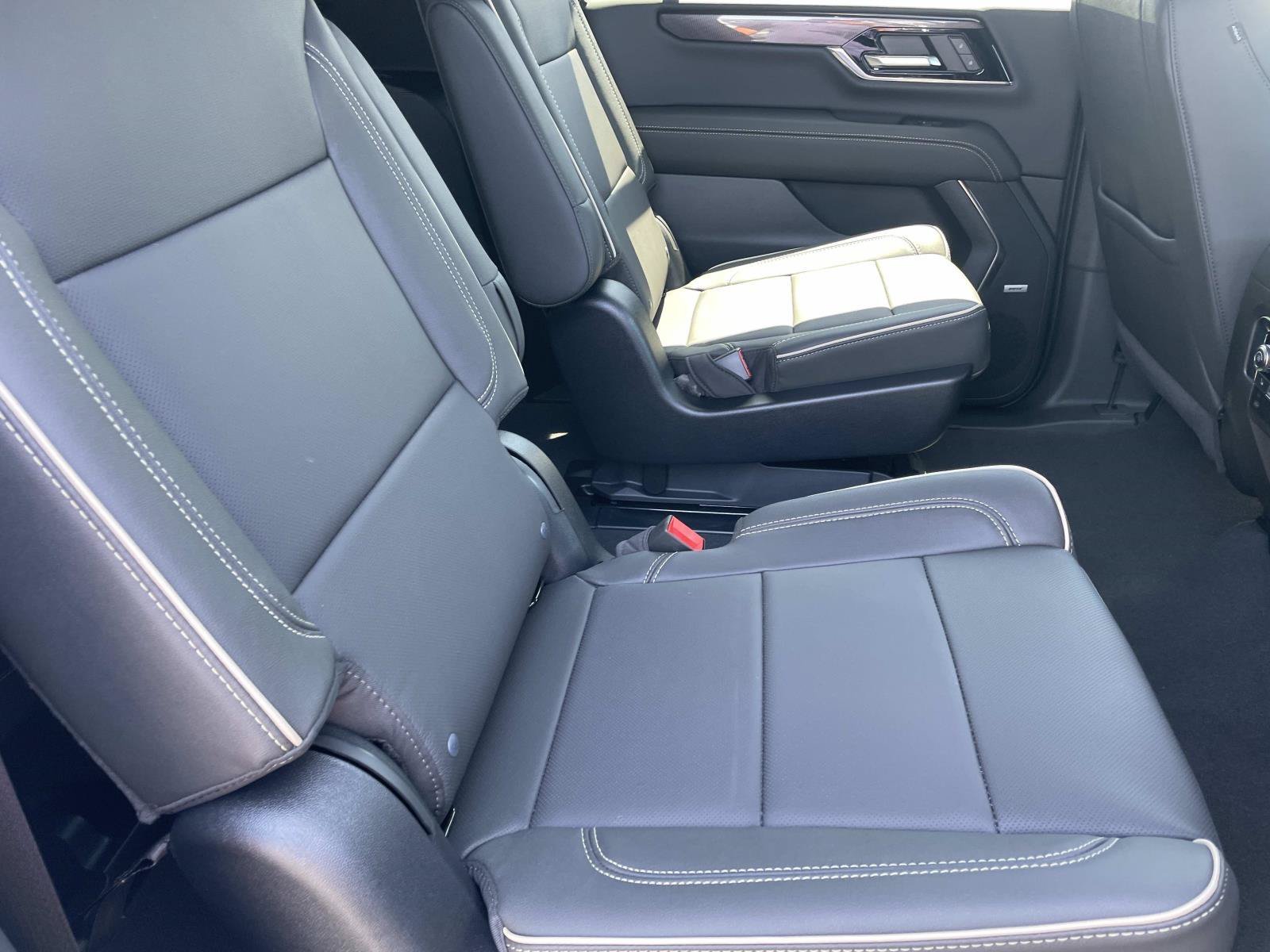 2026 GMC Yukon XL Elevation - Photo 27