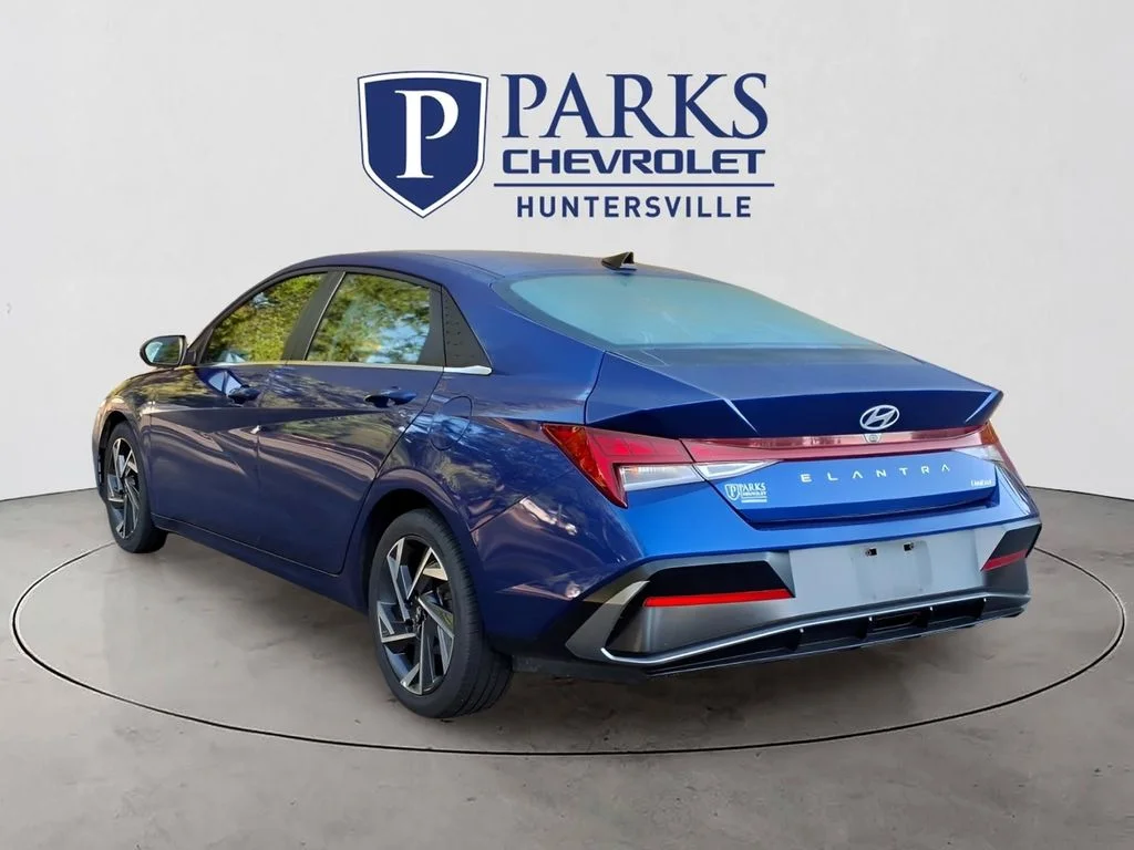 Used 2025 Blue Hyundai Limited image 31