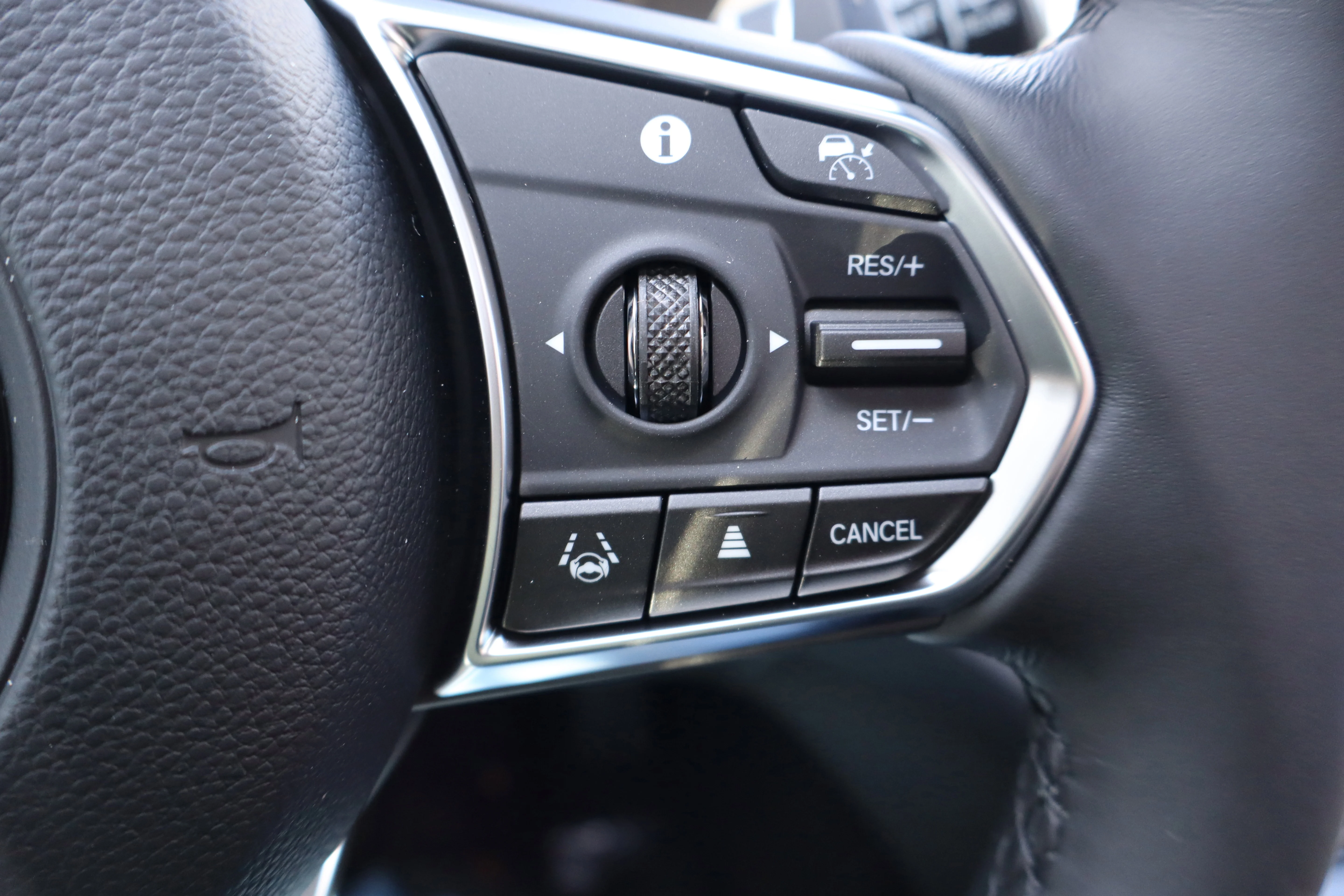 New 2026 Solar Silver Metallic Acura w/Technology Package image 12