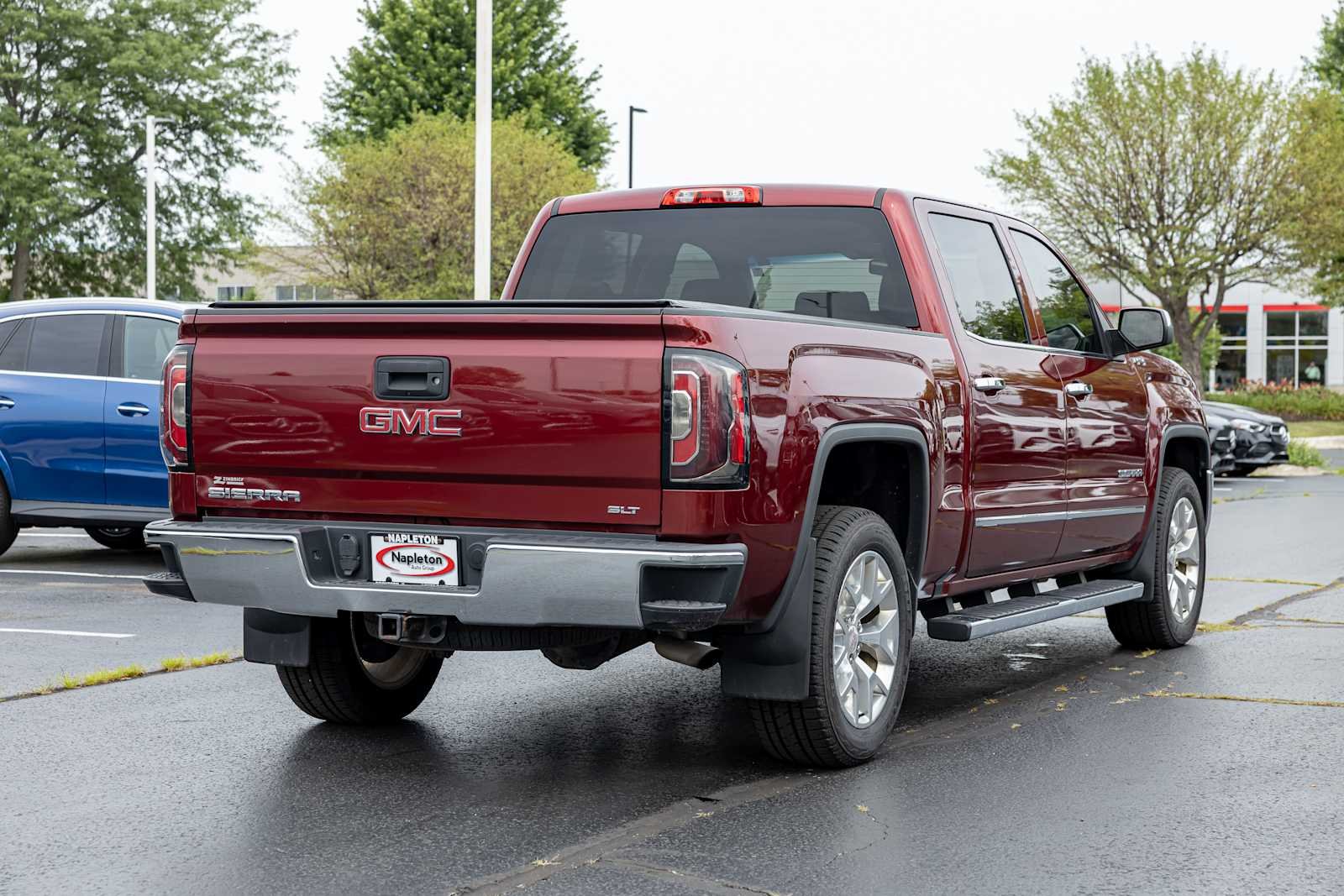 Used 2017 Crimson Red Tintcoat GMC SLT image 7