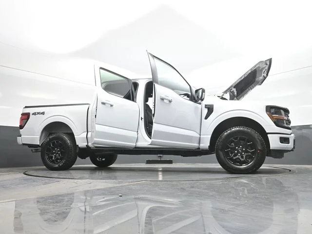 Used 2026 White Ford XLT image 31