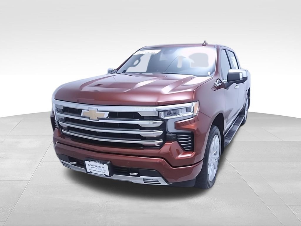 Used 2025 Red Chevrolet High Country image 6