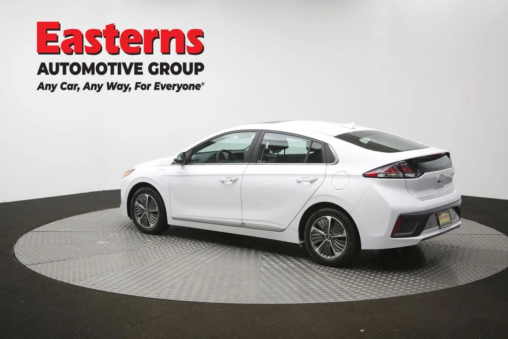 Used 2021 White Hyundai Limited image 68