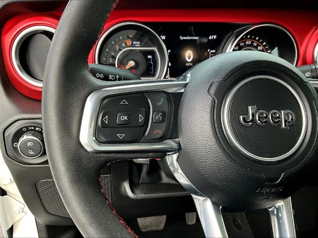 Used 2023 White Jeep Rubicon image 14