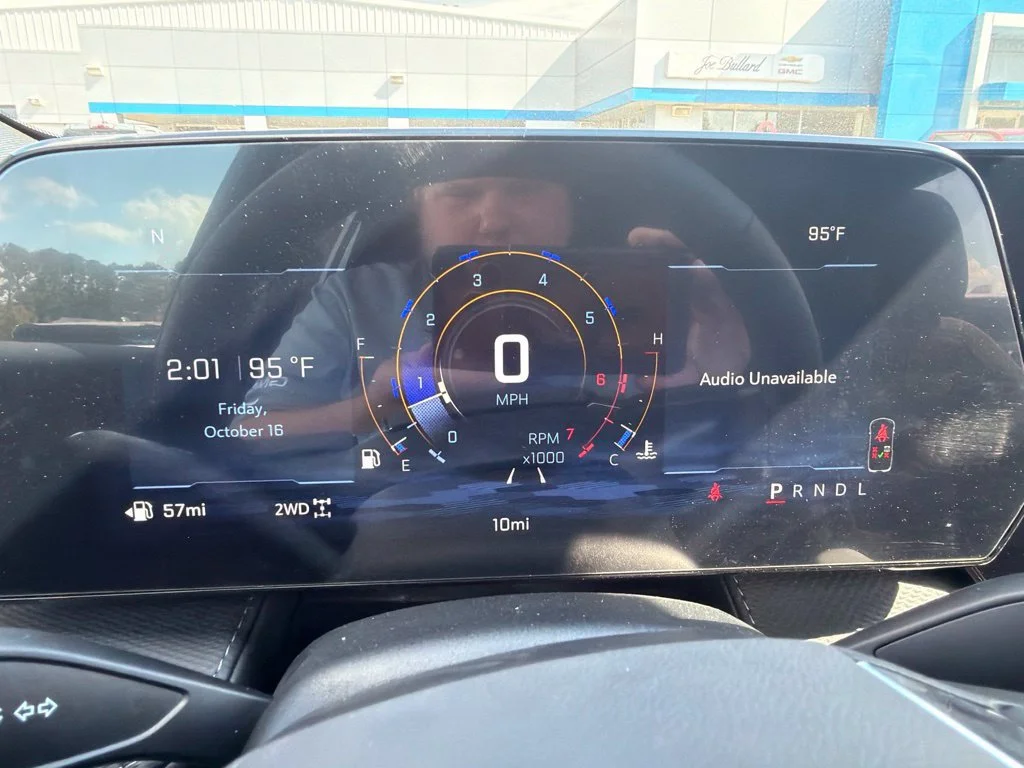 New 2027 Mosaic Black Metallic Chevrolet LT image 14