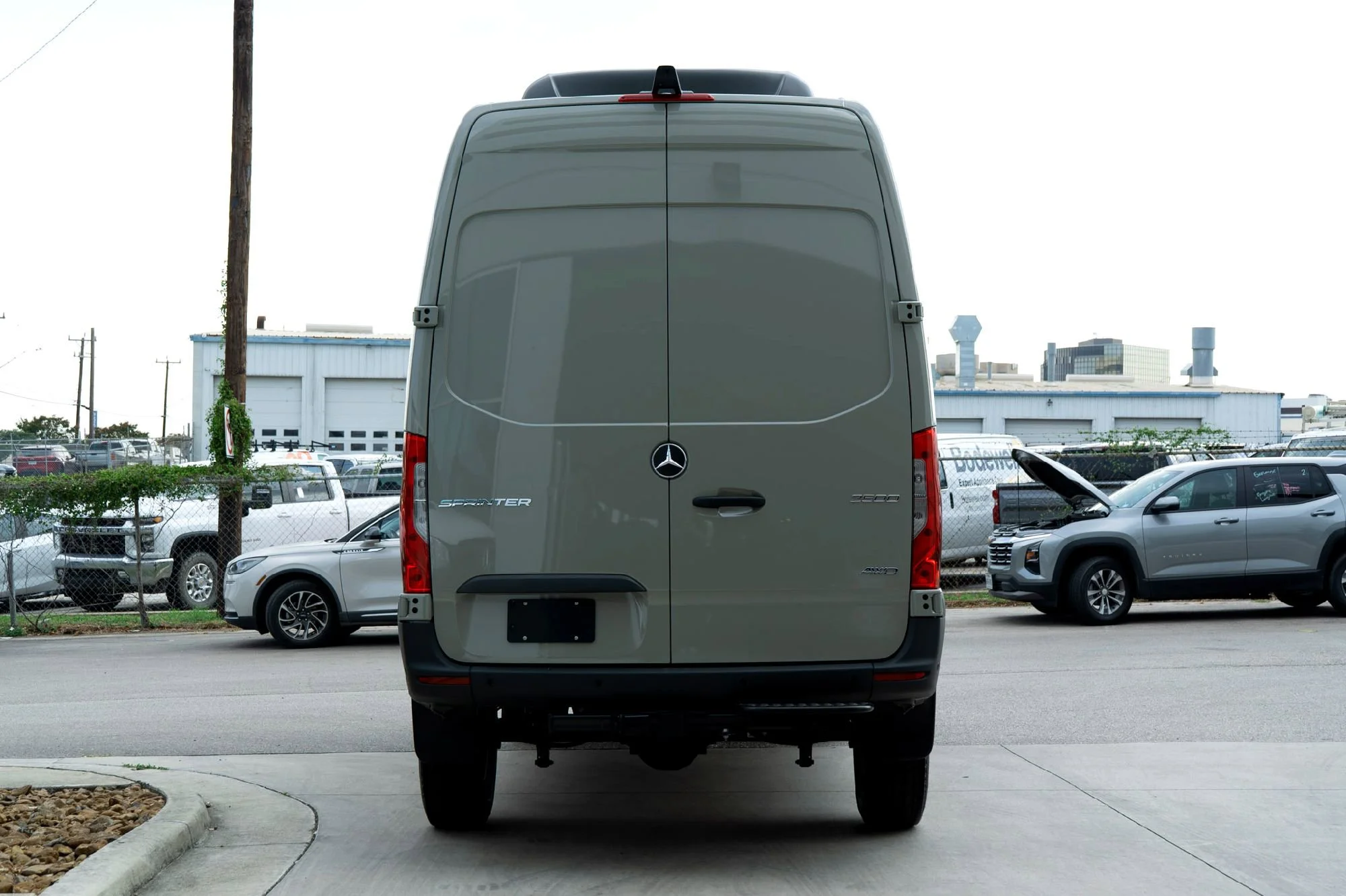 New 2025  Mercedes-Benz Cargo 144 WB image 7