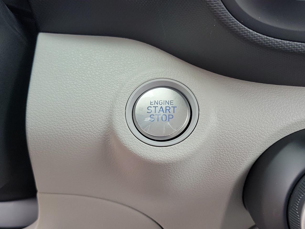 New 2026 Ecotronic Gray Hyundai SEL image 8