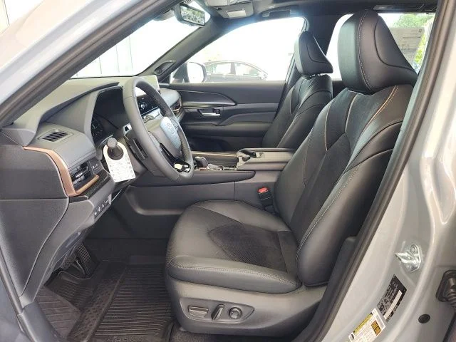 New 2026 Cement Toyota MAX Platinum image 16