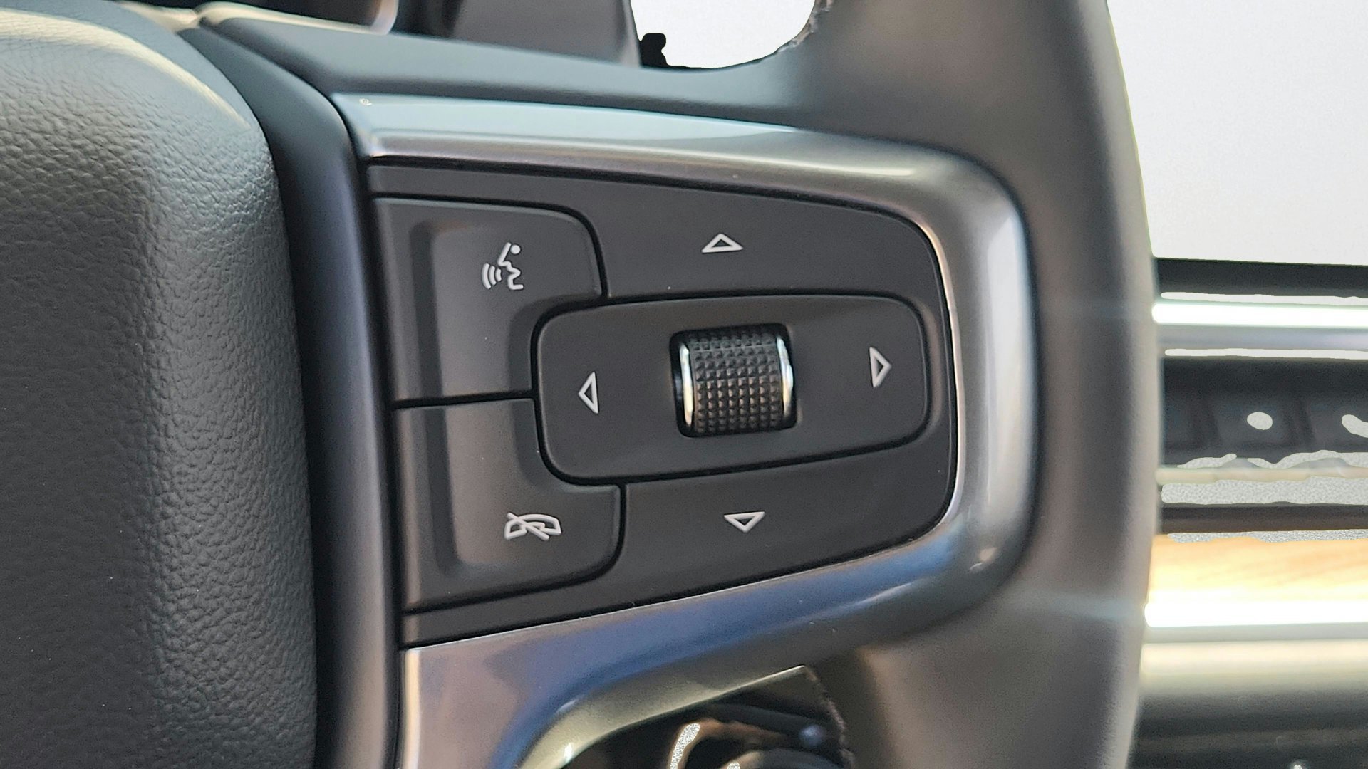New 2026 Sterling Gray Metallic Chevrolet RST image 22