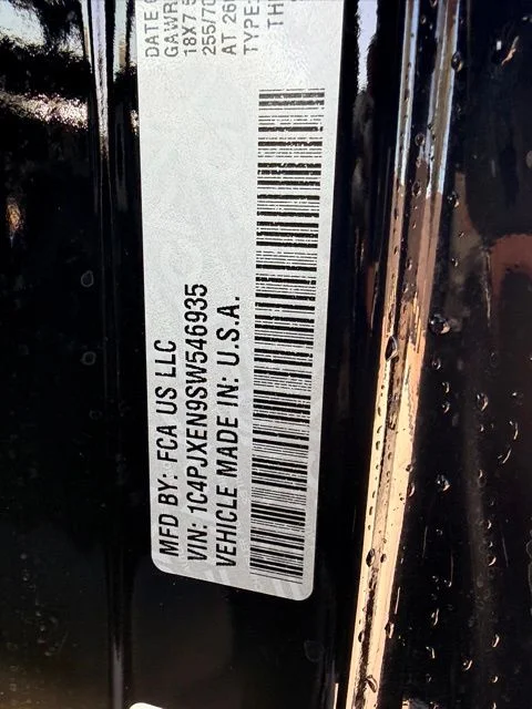 Used 2025 Black Jeep Sahara image 33