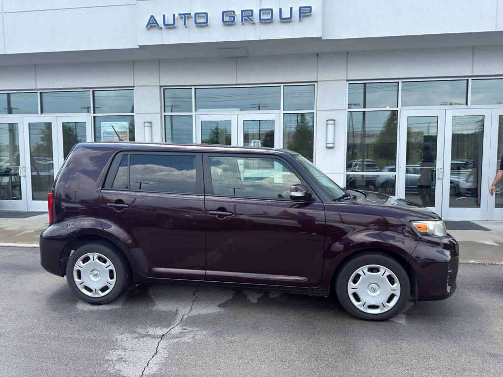 Used 2013 Sizzling Crimson Mica Scion Base image 2