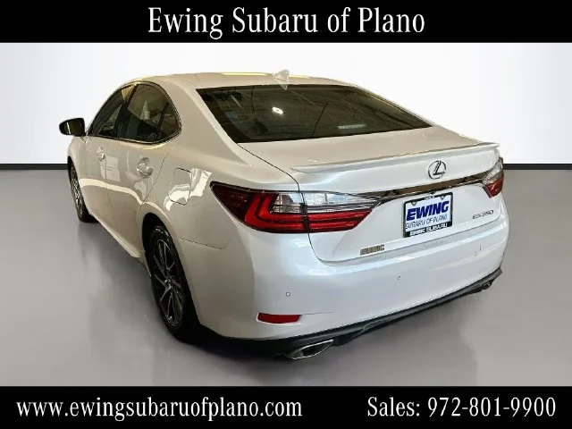 2017 Lexus ES 5