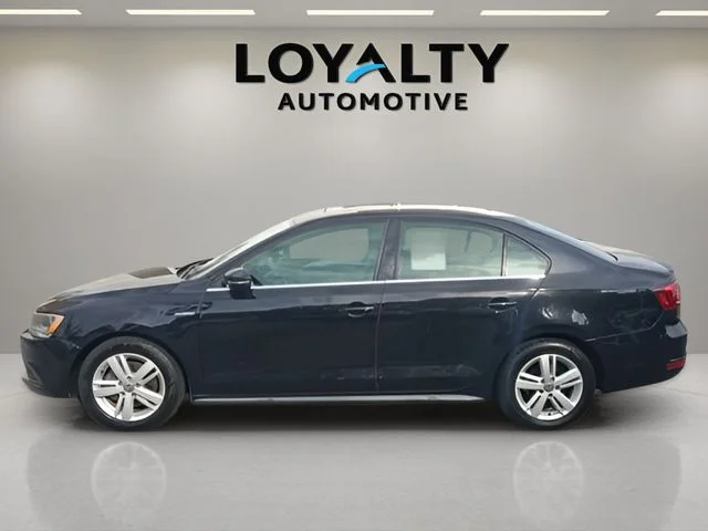 Used 2014 Black Volkswagen SEL image 3