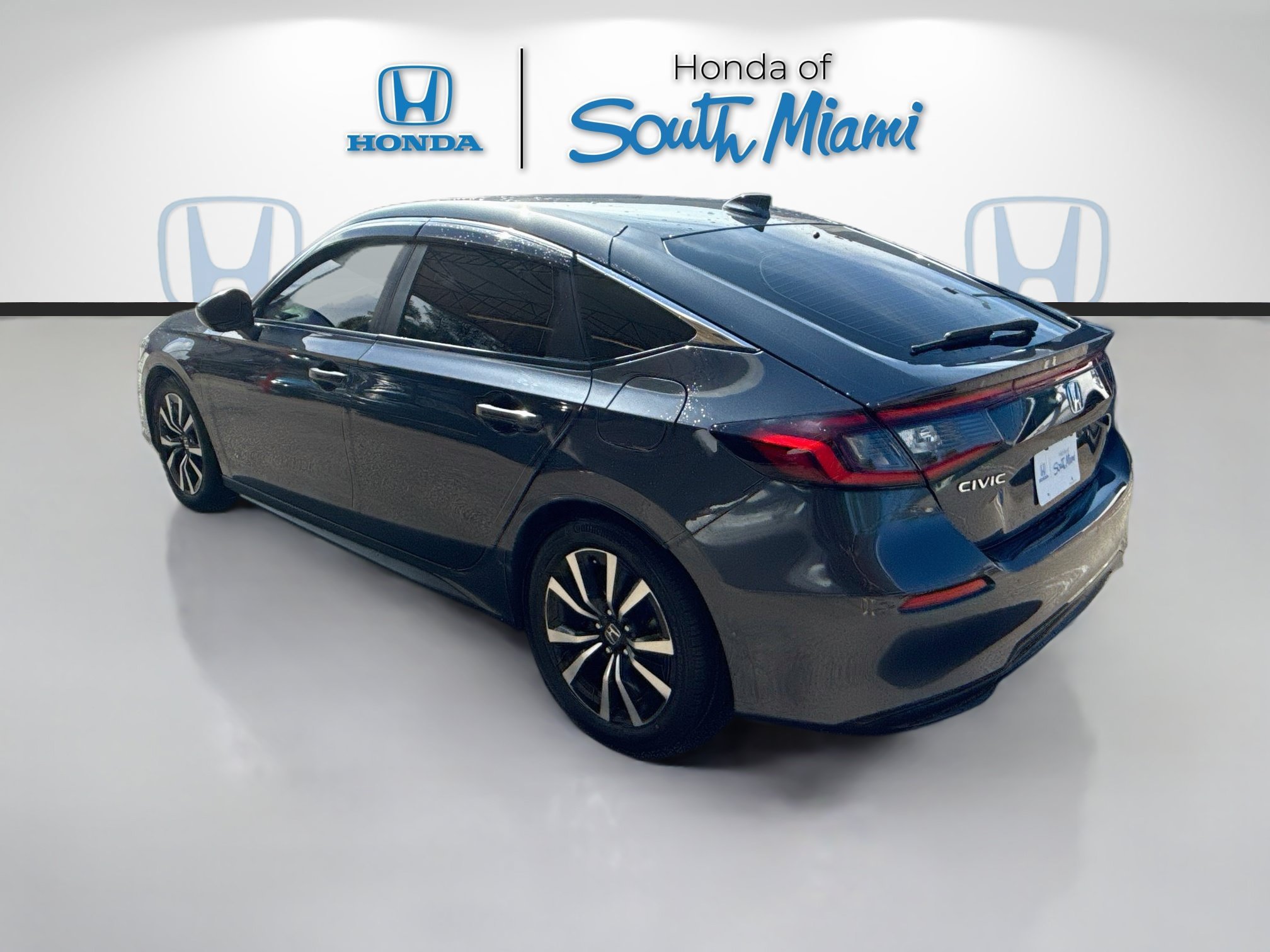 Used 2024 Meteorite Gray Metallic Honda EX-L image 5
